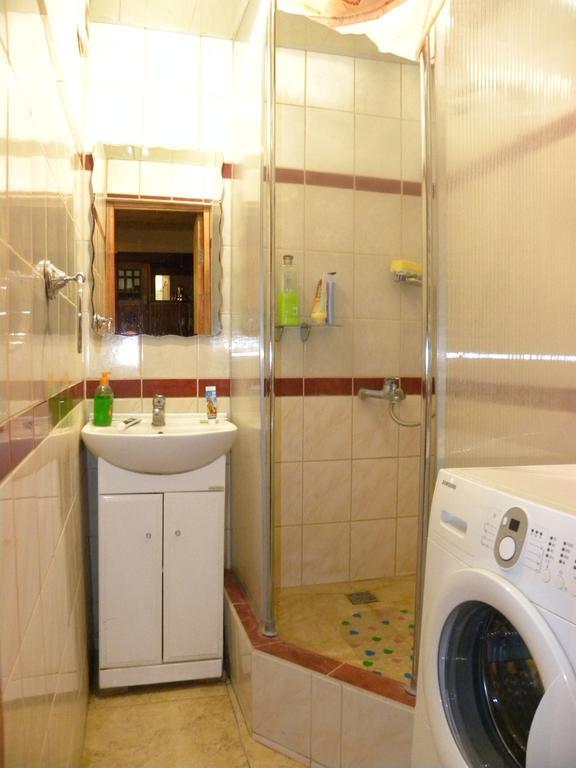 Kozatski Apartments Lviv Eksteriør billede